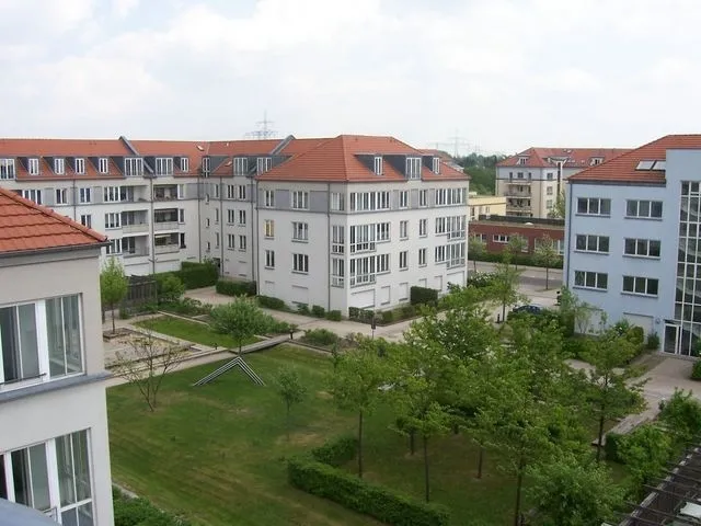 Nur mit WBS 100-140 und dem Hinweis "mit besonderem Wohnbedarf" - Beerbaumstr. 29, 1.OG, rechts — photo 1